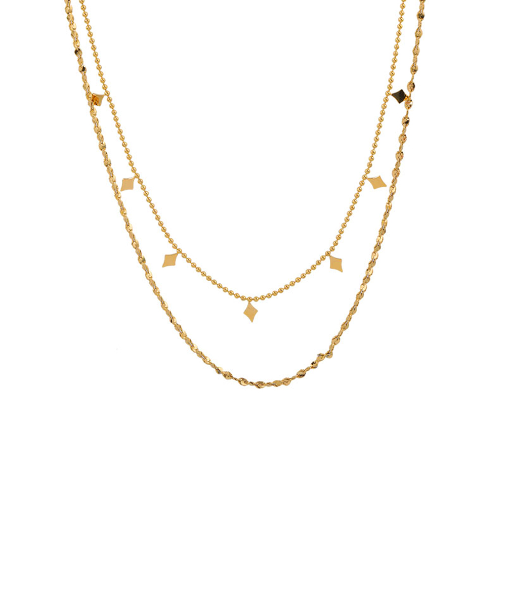 Κολιέ με διπλή αλυσίδα και κρεμαστά στοιχεία από ανοξείδωτο ατσάλι σε χρυσή απόχρωση